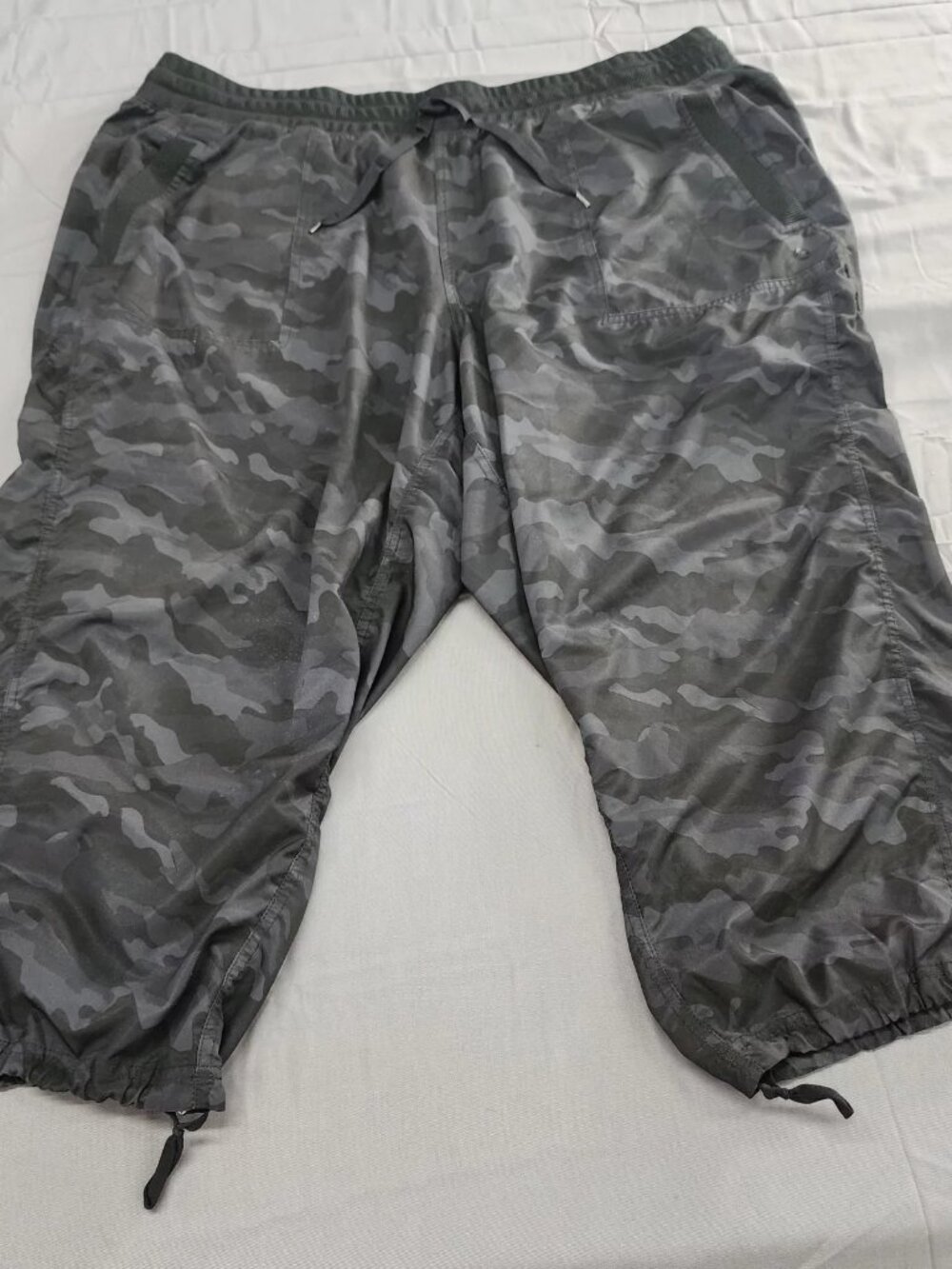 RBX Womens Plus Size 3X Black Camo Capri Pants Activewear Stretch Drawstring